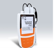 Multiparameter Portable Water Quality Meter Model 900P